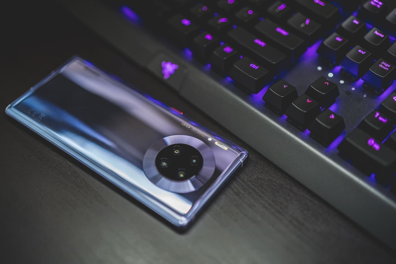 image of 5g, wireless networks, technology, uses